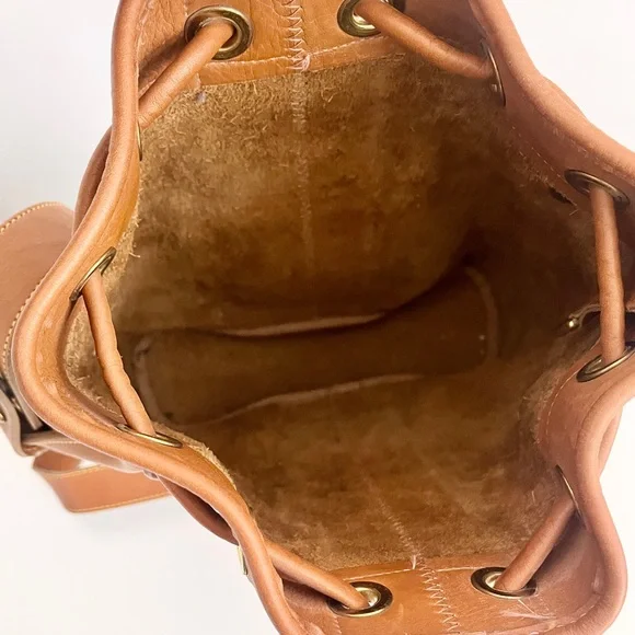 Vintage Dooney & Bourke British Tan Leather Drawstring Bucket Bag - Picture 11 of 14